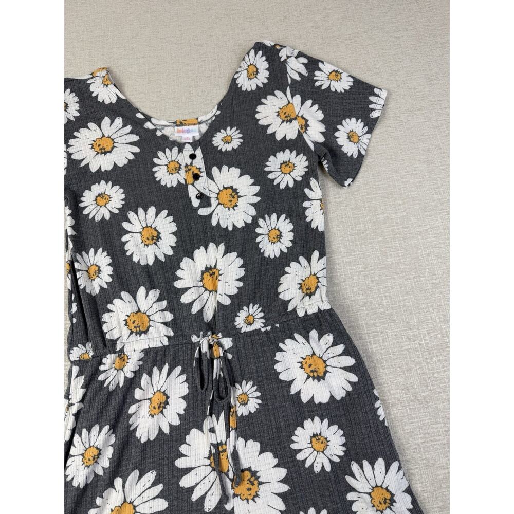 LuLaRoe Women’s S Gray Daisy Floral Short Sleeve Romper Jumpsuit Pockets - Picture 2 of 10